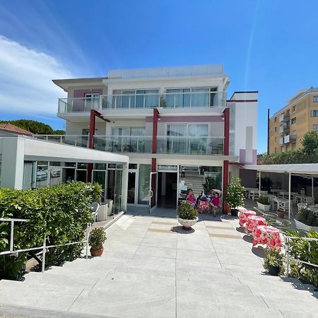 Hotel Al Ponte Lignano Sabbiadoro Zewnętrze zdjęcie